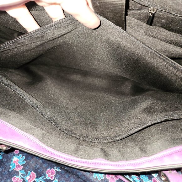 ★JUST REDUCED★ Purple laptop/tablet/computer bag - Picture 9 of 13